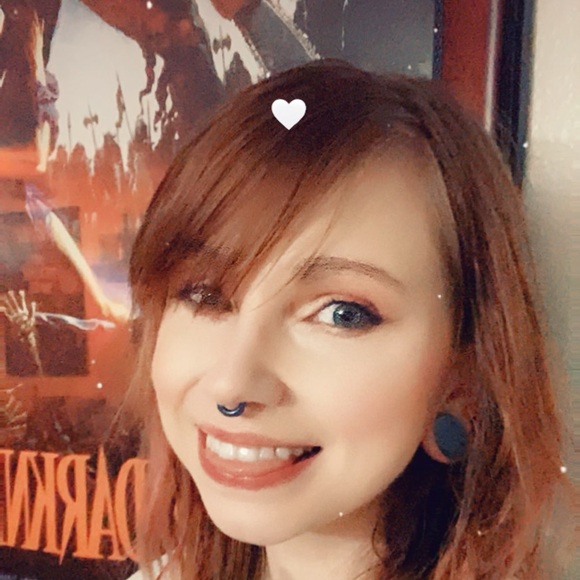 Meet your Posher, Haylo - Picture 2 of 3